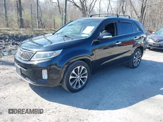 2015 Kia Sorento SX with VIN 5XYKWDA79FG619256, listed as a IAAI auction lot 42088747 with 203,335 mi miles. Bid and sale history available at carsss.com. Image 2.