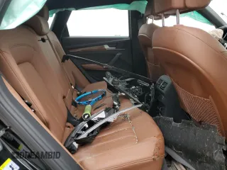 2024 Audi Q5 Premium z VIN WA1ABAFY4R2049800, wystawiony jako Copart lot #52440785 z przebiegiem Nie podano mil oraz Szkoda całkowita • Salvage title. Historia ofert i sprzedaży dostępna na DreamBid. Obrazek 11.