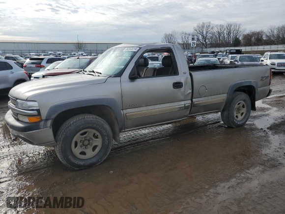 2000 Chevrolet Silverado 1500 with VIN 1GCEK14T6YE160263, listed as a Copart auction lot 86563014 with 136,418 mi miles and Clean Title. Bid and sale history available at carsss.com. Image 1.