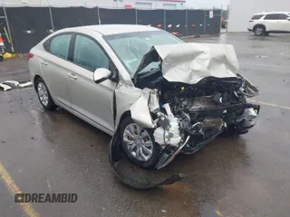 2019 Hyundai Accent SE with VIN 3KPC24A30KE062791, listed as a IAAI auction lot 41608061 with 80,397 mi miles. Bid and sale history available at carsss.com. Image 1.