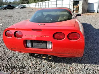 2000 Chevrolet Corvette with VIN 1G1YY22G8Y5131833, listed as a Copart auction lot 79720084 with 32,294 mi miles and Salvage Title. Bid and sale history available at carsss.com. Image 6.