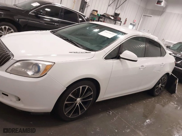 2016 Buick Verano Sport Touring with VIN 1G4PW5SK8G4175538, listed as a IAAI auction lot 41673137 with 104,676 mi miles. Bid and sale history available at carsss.com. Image 14.