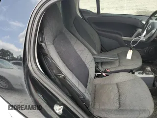 2014 Smart fortwo Pure с VIN WMEEJ3BA7EK761731, выставлен на аукционе Copart как лот 60268205 с пробегом 61 973 миль миль и Списание • Salvage title. История ставок и продаж доступна на DreamBid. Изображение 10.
