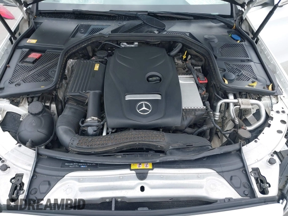 2015 Mercedes-Benz C-Class C 300 Luxury with VIN 55SWF4KB2FU035579, listed as a IAAI auction lot 42034880 with 191,819 mi miles. Bid and sale history available at carsss.com. Image 10.