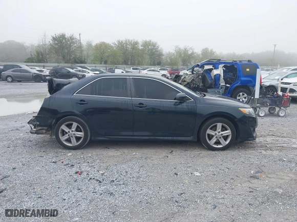 2014 Toyota Camry L with VIN 4T1BF1FK4EU309911, listed as a IAAI auction lot 41919036 with 109,633 mi miles. Bid and sale history available at carsss.com. Image 13.