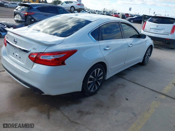 2017 Nissan Altima 2.5 SV with VIN 1N4AL3AP2HC219101, listed as a IAAI auction lot 41313212 with 98,092 mi miles. Bid and sale history available at carsss.com. Image 4.