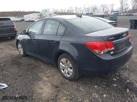 2015 Chevrolet Cruze LS with VIN 1G1PA5SH1F7231543, listed as a IAAI auction lot 42031679 with 197,503 mi miles. Bid and sale history available at carsss.com. Image 3.