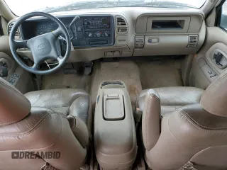 1999 Chevrolet Silverado 3500 z VIN 1GCHC33J2XF087634, wystawiony jako Copart lot #58106714 z przebiegiem 205 431 mil mil oraz Czysty tytuł • Clean title. Historia ofert i sprzedaży dostępna na DreamBid. Obrazek 8.