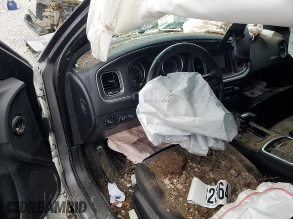 2015 Dodge Charger SE z VIN 2C3CDXBG3FH874209, wystawiony jako Copart lot #82382364 z przebiegiem Nie podano mil oraz Nie do naprawy • Non repairable. Historia ofert i sprzedaży dostępna na DreamBid. Obrazek 8.