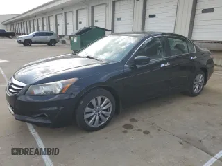 2012 Honda Accord EX-L z VIN 1HGCP3F87CA006871, wystawiony jako Copart lot #51689995 z przebiegiem 179 566 mil mil oraz Czysty tytuł • Clean title. Historia ofert i sprzedaży dostępna na DreamBid. Obrazek 1.