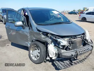 2014 Nissan Note SV z VIN 3N1CE2CP3EL397672, wystawiony jako IAAI lot #42772572 z przebiegiem 117 789 mil mil oraz . Historia ofert i sprzedaży dostępna na DreamBid. Obrazek 1.