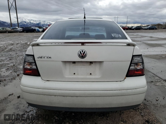2000 Volkswagen Jetta GLS with VIN 3VWSA29M8YM080760, listed as a Copart auction lot 48217405 with Not provided miles and Salvage title. Bid and sale history available at DreamBid. Image 6.