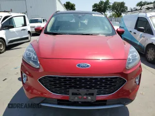 2020 Ford Escape Titanium with VIN 1FMCU9J98LUA58109, listed as a Copart auction lot 59397735 with 31,334 mi miles and Salvage title. Bid and sale history available at DreamBid. Image 5.