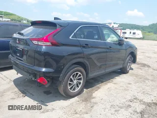 2024 Mitsubishi Eclipse Cross ES с VIN JA4ATUAA6RZ060247, выставлен на аукционе IAAI как лот 42427671 с пробегом 11 954 миль миль и . История ставок и продаж доступна на DreamBid. Изображение 4.