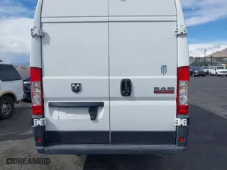 2019 Ram ProMaster Cargo Van with VIN 3C6URVJG1KE543844, listed as a IAAI auction lot 41959792 with 65,478 mi miles. Bid and sale history available at carsss.com. Image 17.