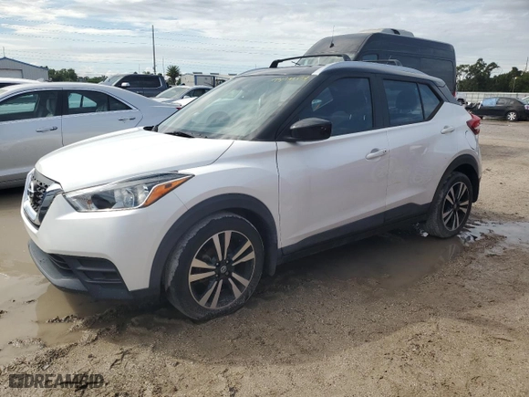 2018 Nissan Kicks SV with VIN 3N1CP5CU2JL540669, listed as a Copart auction lot 73797574 with 0 mi miles and Non Repairable. Bid and sale history available at carsss.com. Image 1.