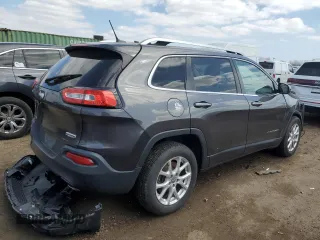 2014 Jeep Cherokee Latitude z VIN 1C4PJLCS5EW148272, wystawiony jako Copart lot #52852295 z przebiegiem 99 591 mil mil oraz Szkoda całkowita • Salvage title. Historia ofert i sprzedaży dostępna na DreamBid. Obrazek 3.