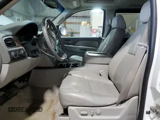 2007 GMC Yukon XL SLT with VIN 1GKFK16327J247671, listed as a Copart auction lot 48088245 with 201,157 mi miles and Salvage Title. Bid and sale history available at carsss.com. Image 7.
