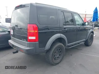 2007 Land Rover LR3 HSE with VIN SALAG25417A438692, listed as a IAAI auction lot 42585260 with 137,175 mi miles and . Bid and sale history available at DreamBid. Image 4.