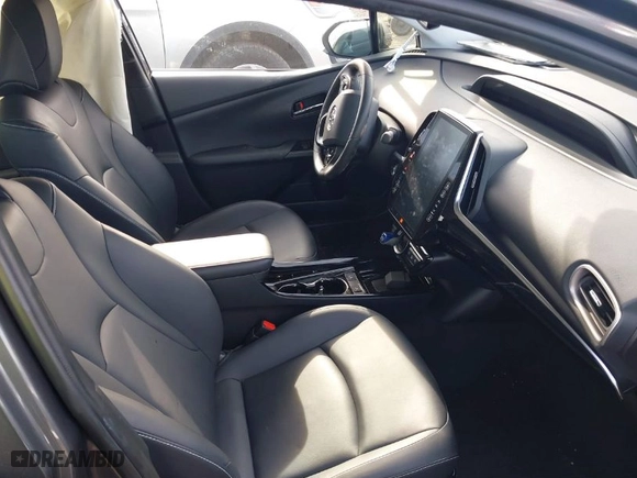 2021 Toyota Prius Prime LE with VIN JTDKAMFP4M3171775, listed as a IAAI auction lot 41343750 with 21,901 mi miles. Bid and sale history available at carsss.com. Image 5.