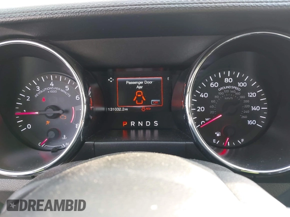 2016 Ford Mustang V6 z VIN 1FATP8EMXG5243434, wystawiony jako IAAI lot #41484039 z przebiegiem 131 032 mil mil oraz . Historia ofert i sprzedaży dostępna na DreamBid. Obrazek 7.