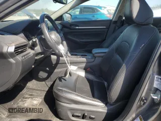 2019 Nissan Altima SL with VIN 1N4BL4EW7KC184302, listed as a Copart auction lot 48320525 with 110,981 mi miles and Salvage Title. Bid and sale history available at carsss.com. Image 7.