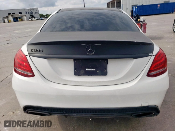 2018 Mercedes-Benz C 300 with VIN 55SWF4JB4JU253355, listed as a Copart auction lot 58866015 with 101,776 mi miles and Salvage title. Bid and sale history available at DreamBid. Image 6.