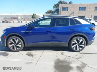 2021 Volkswagen ID.4 Pro S with VIN WVGUNPE2XMP057515, listed as a IAAI auction lot 41665322 with 22,146 mi miles. Bid and sale history available at carsss.com. Image 15.
