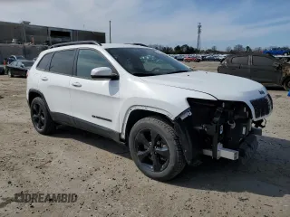 2019 Jeep Cherokee Latitude Plus with VIN 1C4PJMLB5KD294586, listed as a Copart auction lot 46509555 with 55,779 mi miles and Salvage title. Bid and sale history available at DreamBid. Image 4.