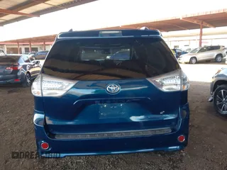 2012 Toyota Sienna SE with VIN 5TDXK3DC0CS264643, listed as a IAAI auction lot 42004082 with 118,675 mi miles. Bid and sale history available at carsss.com. Image 16.