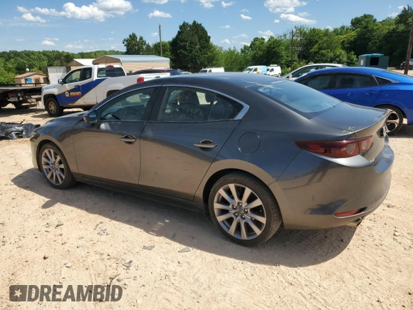 2020 Mazda 3 Select with VIN JM1BPACL0L1174732, listed as a Copart auction lot 58233435 with 31,404 mi miles and Salvage title. Bid and sale history available at DreamBid. Image 2.