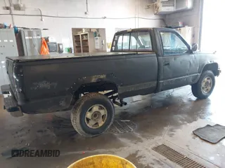 1990 Chevrolet Silverado 1500 with VIN 1GCDK14K4LE116743, listed as a IAAI auction lot 41957439 with 236,210 mi miles and . Bid and sale history available at DreamBid. Image 4.