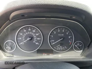 2013 BMW 3 Series 328i с VIN WBA3C1G54DNR44921, выставлен на аукционе Copart как лот 51687475 с пробегом 61 181 миль миль и Чистый • Clean title. История ставок и продаж доступна на DreamBid. Изображение 9.