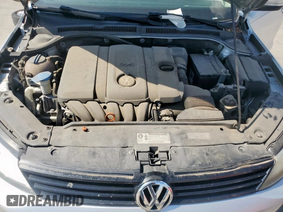 2012 Volkswagen Jetta SE z VIN 3VWDP7AJ0CM420885, wystawiony jako Copart lot #57722645 z przebiegiem 162 136 mil mil oraz Czysty tytuł • Clean title. Historia ofert i sprzedaży dostępna na DreamBid. Obrazek 11.