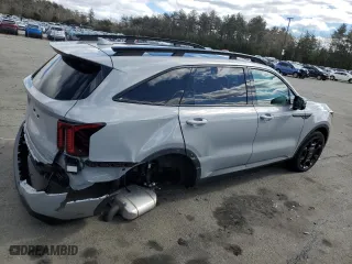 2024 Kia Sorento X-Line SX Prestige with VIN 5XYRKDJF1RG298982, listed as a Copart auction lot 47446025 with 4,733 mi miles and Salvage Title. Bid and sale history available at carsss.com. Image 3.