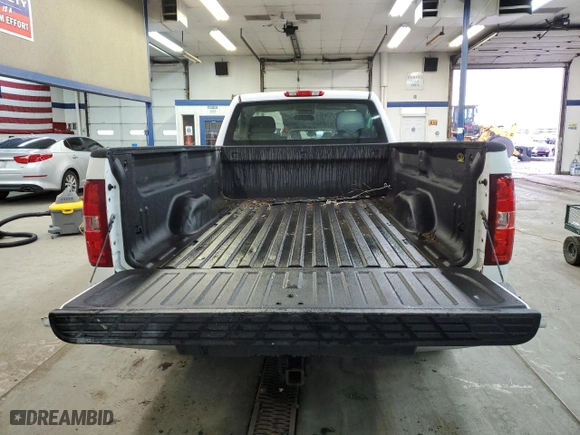 2013 Chevrolet Silverado 1500 Work Truck with VIN 1GCNKPE04DZ247122, listed as a Copart auction lot 40706484 with 185,014 mi miles and Salvage Title. Bid and sale history available at carsss.com. Image 10.