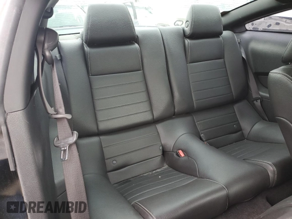 2011 Ford Mustang GT z VIN 1ZVBP8CF4B5106716, wystawiony jako Copart lot #50495665 z przebiegiem 109 779 mil mil oraz Szkoda całkowita • Salvage title. Historia ofert i sprzedaży dostępna na DreamBid. Obrazek 10.