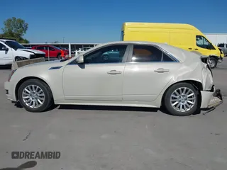 2010 Cadillac CTS Luxury with VIN 1G6DE5EG0A0150863, listed as a IAAI auction lot 40623111 with 68,772 mi miles. Bid and sale history available at carsss.com. Image 15.
