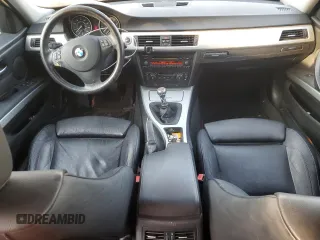 2006 BMW 3 Series 330i with VIN WBAVB33546AZ85539, listed as a Copart auction lot 43330385 with 201,132 mi miles and Salvage Title. Bid and sale history available at DreamBid. Image 8.