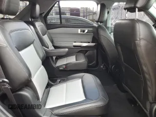 2022 Ford Explorer XLT z VIN 1FMSK8DHXNGA46673, wystawiony jako Copart lot #56525165 z przebiegiem 83 017 mil mil oraz Szkoda całkowita • Salvage title. Historia ofert i sprzedaży dostępna na DreamBid. Obrazek 11.