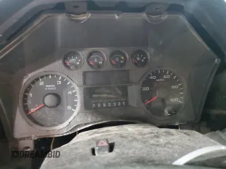 2008 Ford F-250 XL z VIN 1FTSX21R78EC48810, wystawiony jako Copart lot #57683895 z przebiegiem Nie podano mil oraz Szkoda całkowita • Salvage title. Historia ofert i sprzedaży dostępna na DreamBid. Obrazek 9.