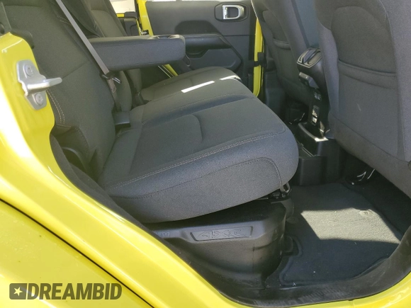 2024 Jeep Wrangler Sahara with VIN 1C4RJXP6XRW238620, listed as a Copart auction lot 63217765 with 29,304 mi miles and Clean title. Bid and sale history available at DreamBid. Image 10.