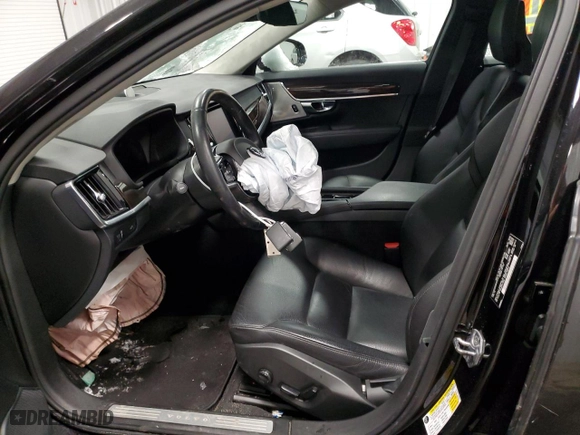 2017 Volvo S90 Momentum with VIN YV1A22MK0H1012722, listed as a Copart auction lot 44770995 with 71,926 mi miles and Salvage Title. Bid and sale history available at carsss.com. Image 7.
