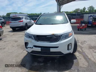 2014 Kia Sorento SX z VIN 5XYKWDA70EG541044, wystawiony jako IAAI lot #42301841 z przebiegiem 196 550 mil mil oraz . Historia ofert i sprzedaży dostępna na DreamBid. Obrazek 12.