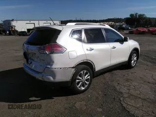 2015 Nissan Rogue S with VIN KNMAT2MV0FP539408, listed as a IAAI auction lot 39758964 with 191,313 mi miles. Bid and sale history available at carsss.com. Image 4.