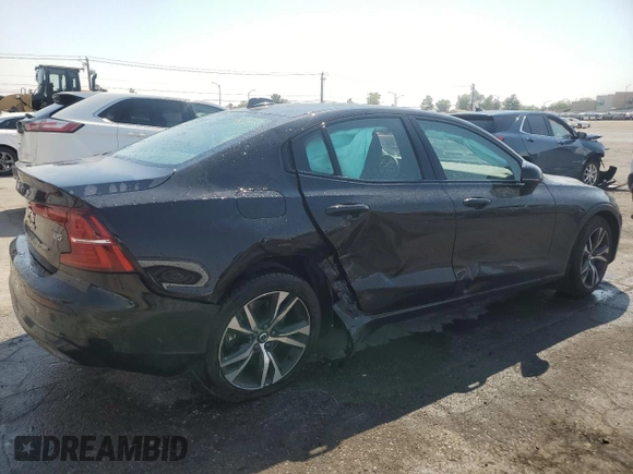 2024 Volvo S60 Core Dark Theme with VIN 7JRL12FK6RG325353, listed as a Copart auction lot 69727074 with 4,111 mi miles and Clean Title. Bid and sale history available at carsss.com. Image 3.