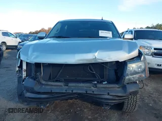 2014 Chevrolet Tahoe LS z VIN 1GNSKAE04ER122811, wystawiony jako IAAI lot #40936688 z przebiegiem 217 197 mil mil oraz . Historia ofert i sprzedaży dostępna na DreamBid. Obrazek 6.