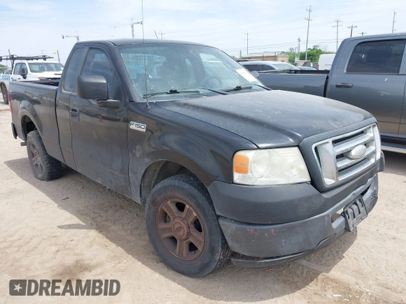 2007 Ford F-150 XL with VIN 1FTRF12237NA17267, listed as a IAAI auction lot 42047396 with 208,931 mi miles. Bid and sale history available at carsss.com. Image 1.