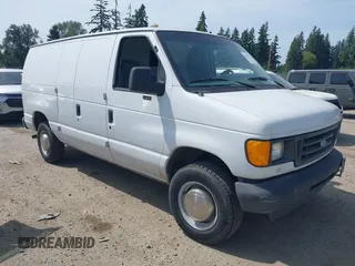 2003 Ford Econoline Cargo z VIN 1FTNE24L23HA72170, wystawiony jako IAAI lot #42496652 z przebiegiem 120 746 mil mil oraz . Historia ofert i sprzedaży dostępna na DreamBid. Obrazek 1.