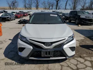 2020 Toyota Camry XSE with VIN 4T1K61AK8LU363846, listed as a Copart auction lot 47326935 with 92,335 mi miles and Salvage Title. Bid and sale history available at DreamBid. Image 5.